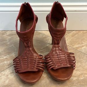 Cole Haan Nike Air T-strap brown heels with pink accent